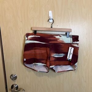 NWT Women’s Smartwool lined shorts